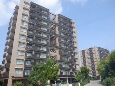 大阪府　マンション　11階建　SRC造　2棟　80戸